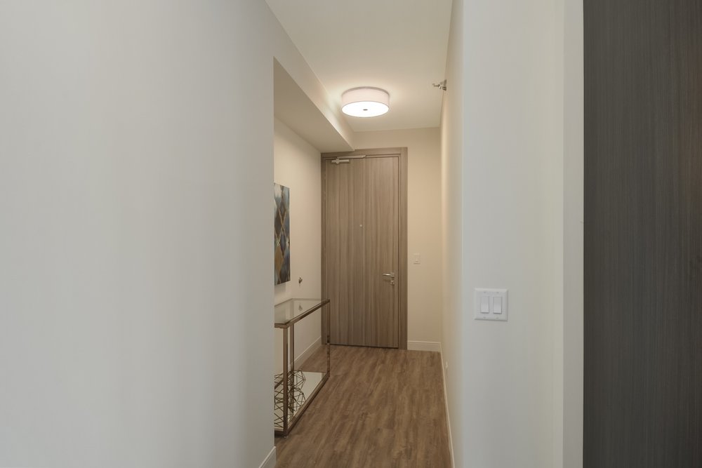 Looking for luxury apartments for rent near 1407 s Michigan?