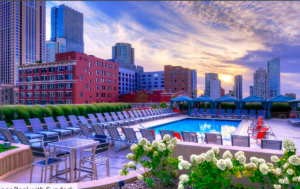 Apartments with a rooftop pool and gym in Chicago